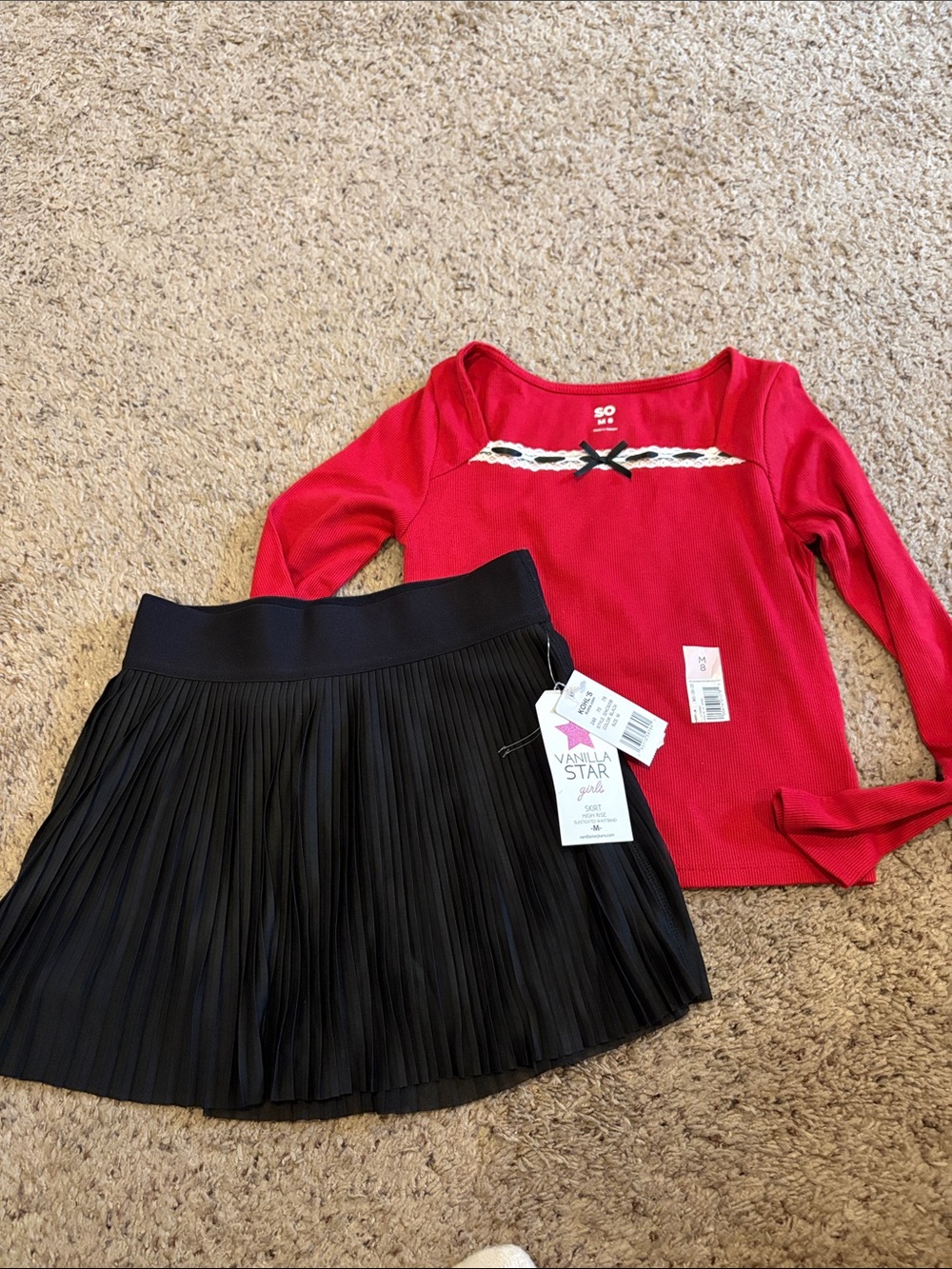 Red Long-Sleeve Top SO with Black Pleated Skirt Set